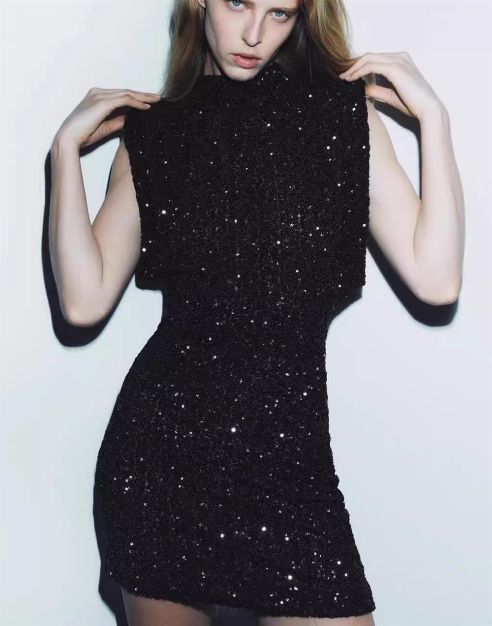 The ÆSTH Sparkle Muse Dress